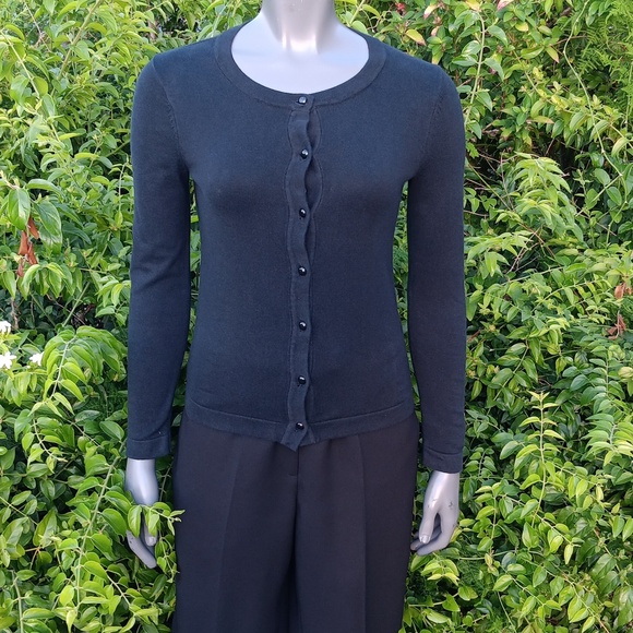 BANANA REPUBLIC PETITE BLACK PURE COTTON BUTTON DOWN CARDIGAN SWEATER - Picture 4 of 17